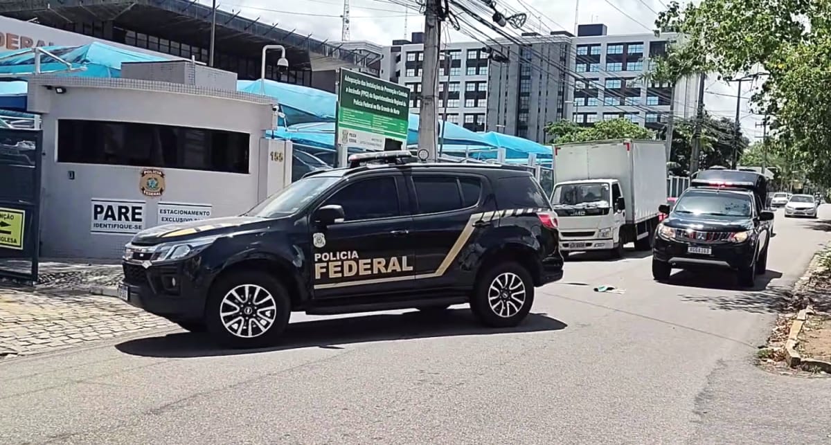 Casal é preso pela PF por roubo a Correios e posto de gasolina em Natal