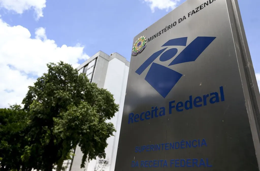 Justiça determina suspensão do concurso da Receita Federal após pedido do MPF