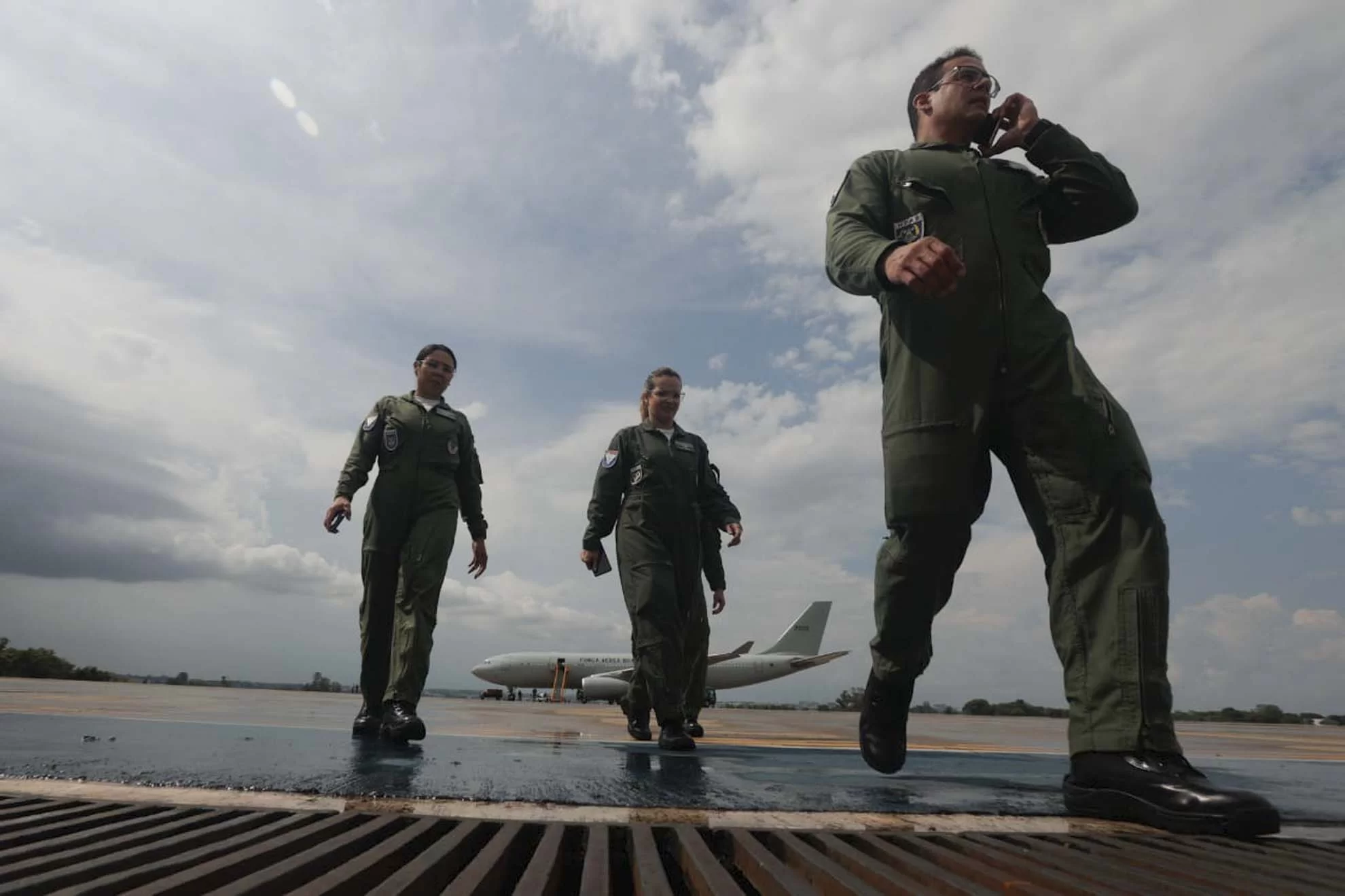 Israel autoriza pouso de aviões para resgate de brasileiros