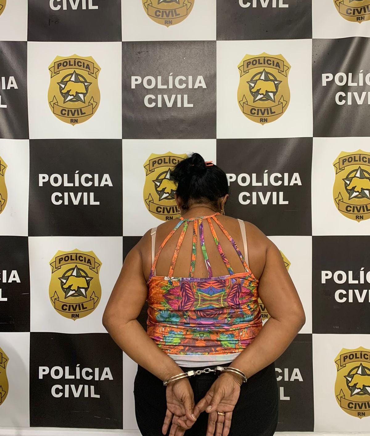 Mulher e advogado são presos no RN por golpe de R$ 1 milhão no mercado imobiliário