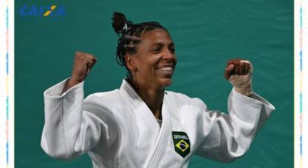 Rafaela Silva dá volta por cima e conquista o ouro no Pan