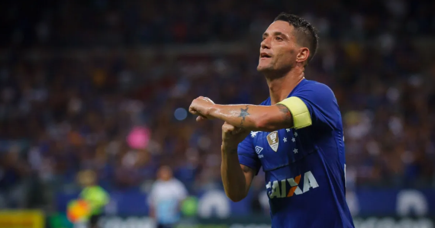 Thiago Neves anuncia aposentadoria do futebol: “Chegou o momento”