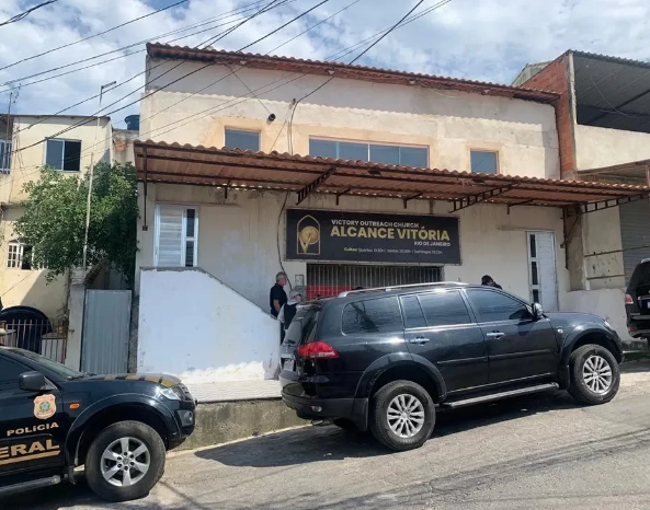 Dependentes químicos entregavam dinheiro que ganhavam a pastor no RJ