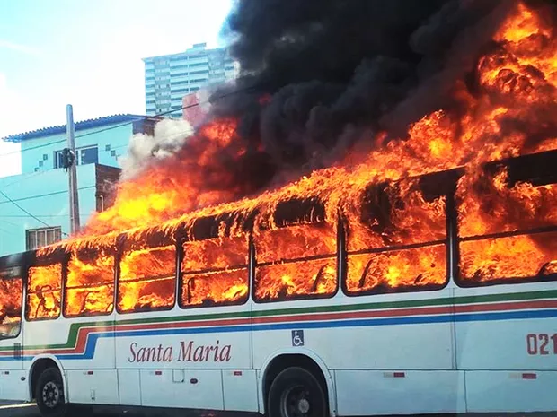 RN é o 2º em ranking de estados com maior número de ônibus incendiados criminosamente no Brasil em 2023