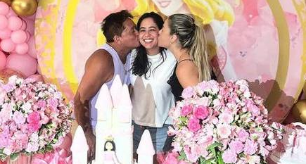 Filha de Leonardo ganha festa inspirada em 'A Bela Adormecida' para comemorar 32 anos