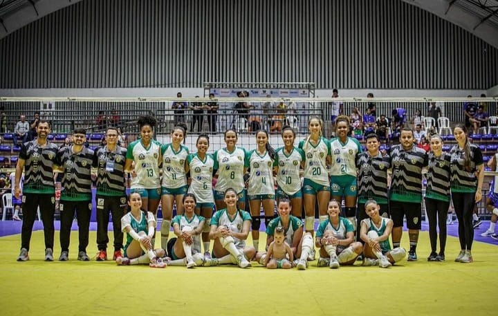 Time feminino do Vôlei Natal vence a segunda partida