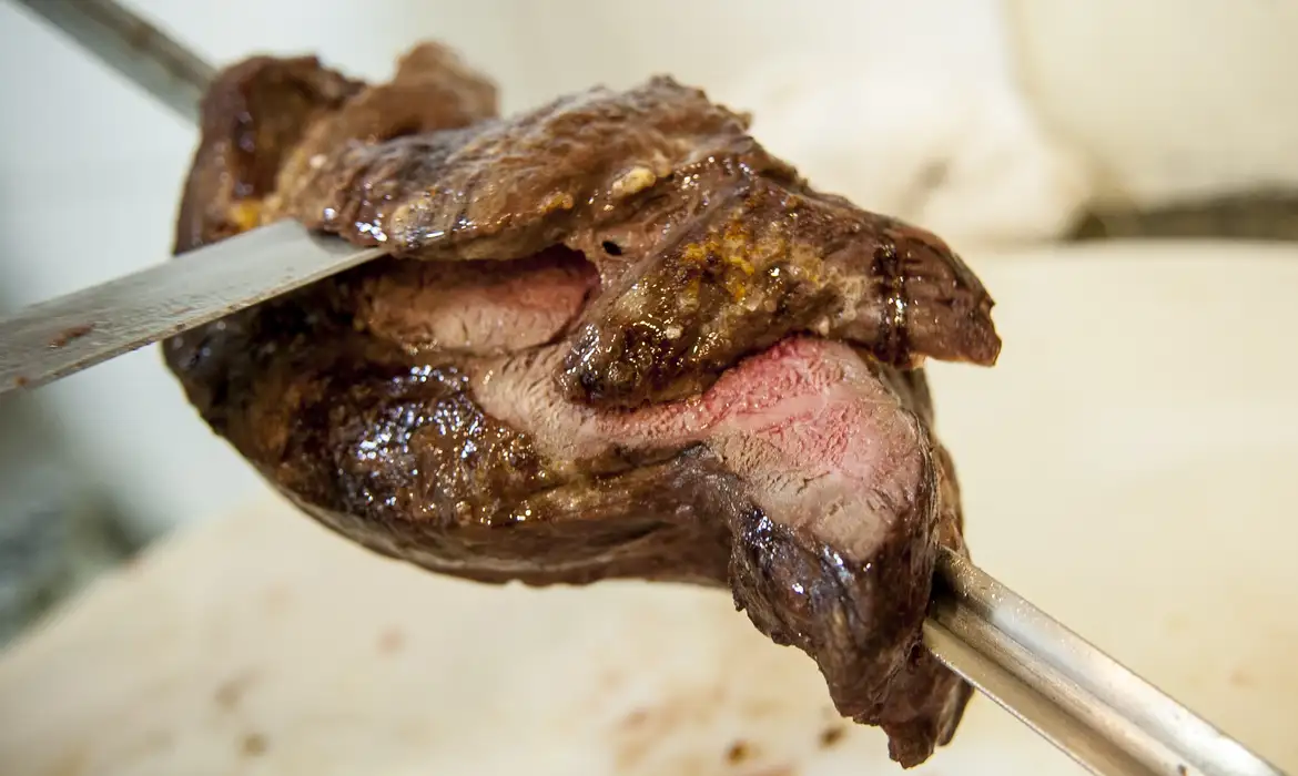 Picanha e contrafilé ficam mais caros e puxam primeira alta no preço das carnes em 2023  