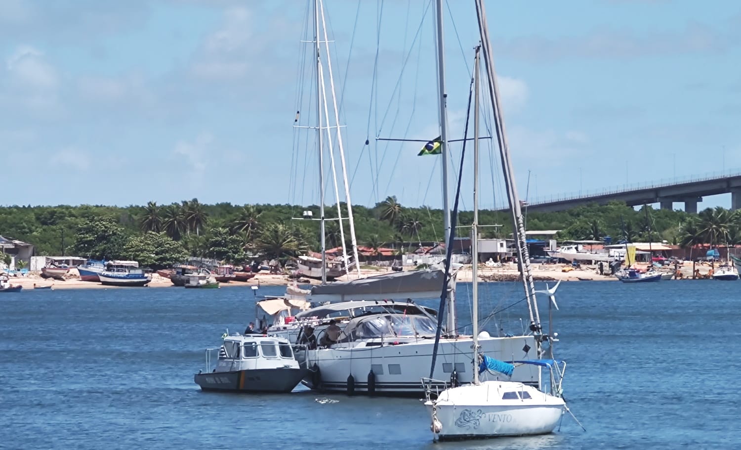 Barco apreendido em operação da PF no Iate Clube de Natal teria sido roubado na Europa