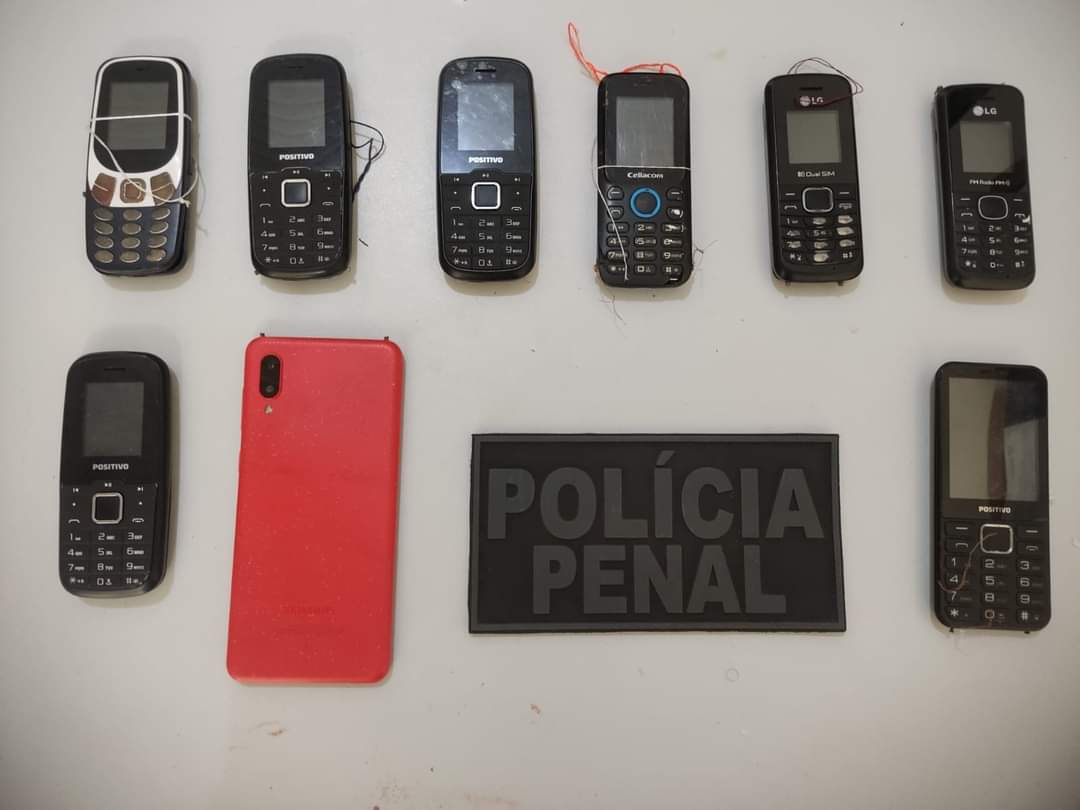 Operação em presídios apreende mais de 1.100 celulares em celas de todo o país