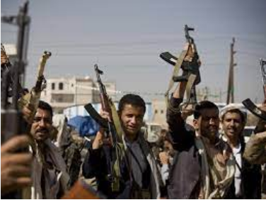 Terroristas do Houthi usaram helicóptero e fuzis para sequestrar navio mercante no mar Vermelho