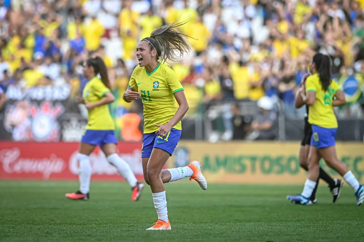 Com golaço de potiguar, Seleção Feminina vence o Japão em jogo de 7 gols em São Paulo