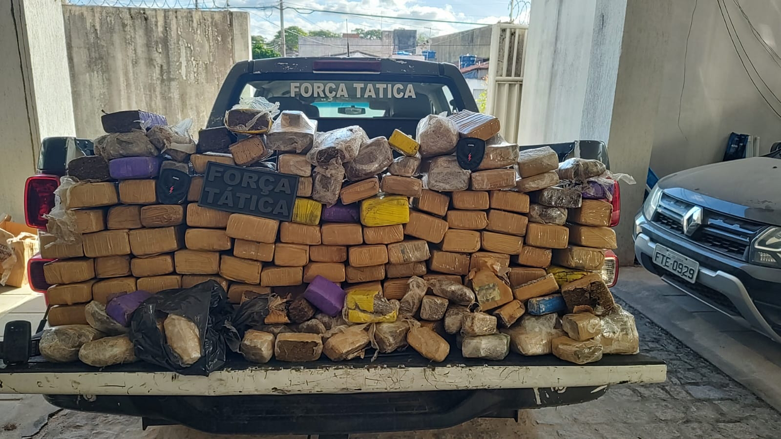 Polícia Militar apreende 70kg de maconha na Baixada Fluminense, Zona Oeste de Natal