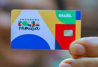 Bolsa Família antecipado começa a ser pago nesta segunda a 21 milhões