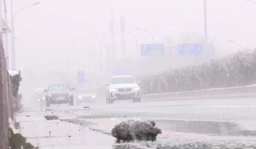 China limita trânsito por causa de neve e temperaturas congelantes