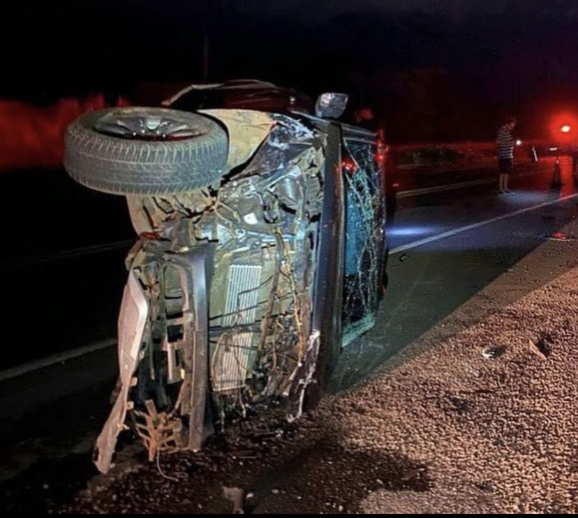 Cantor Zé Neto sofre acidente gravíssimo de carro na BR-153