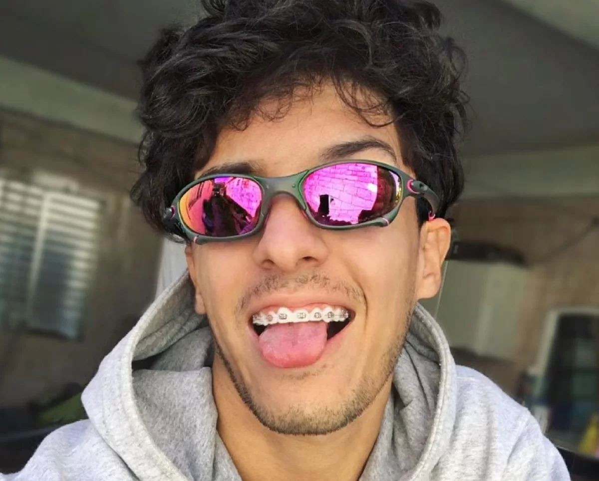 Youtuber morreu por overdose após relação sexual, diz laudo do IML