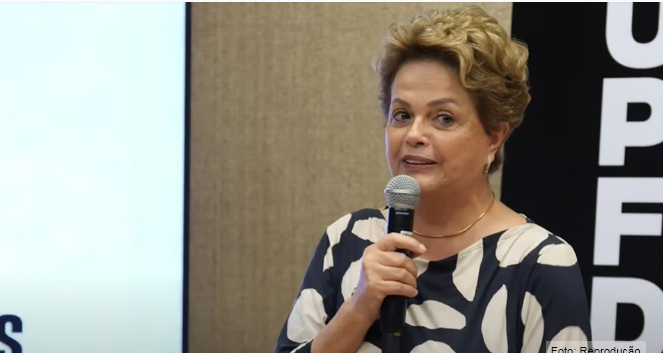 Ex-cabeleireira de Dilma ganha cargo na EBC com salário de R$ 11,2 mil 