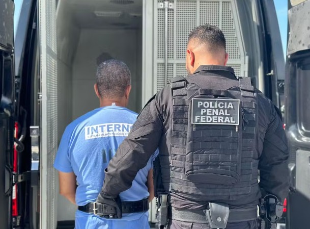 [VIDEO] Urgente: Traficante Fernandinho Beira-Mar desembarca em Mossoró para voltar ao presídio federal