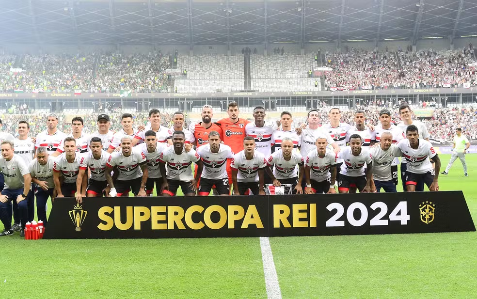 São Paulo vence o Palmeiras e é campeão da Supercopa Rei