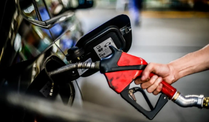 Natal tem gasolina mais cara entre capitais do Nordeste, mostra levantamento da ANP