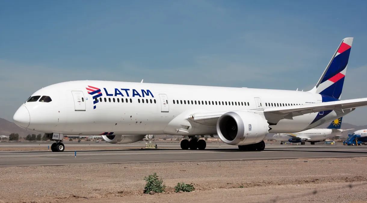 “Pessoas voaram pela cabine, tinha sangue no teto”: passageiros descrevem terror em voo da Latam