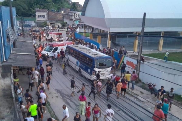 Motorista que matou 5 fiéis em procissão presta depoimento no Recife