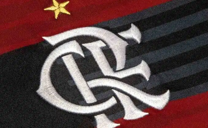 Flamengo ultrapassa o Santos e se torna o maior clube brasileiro da história