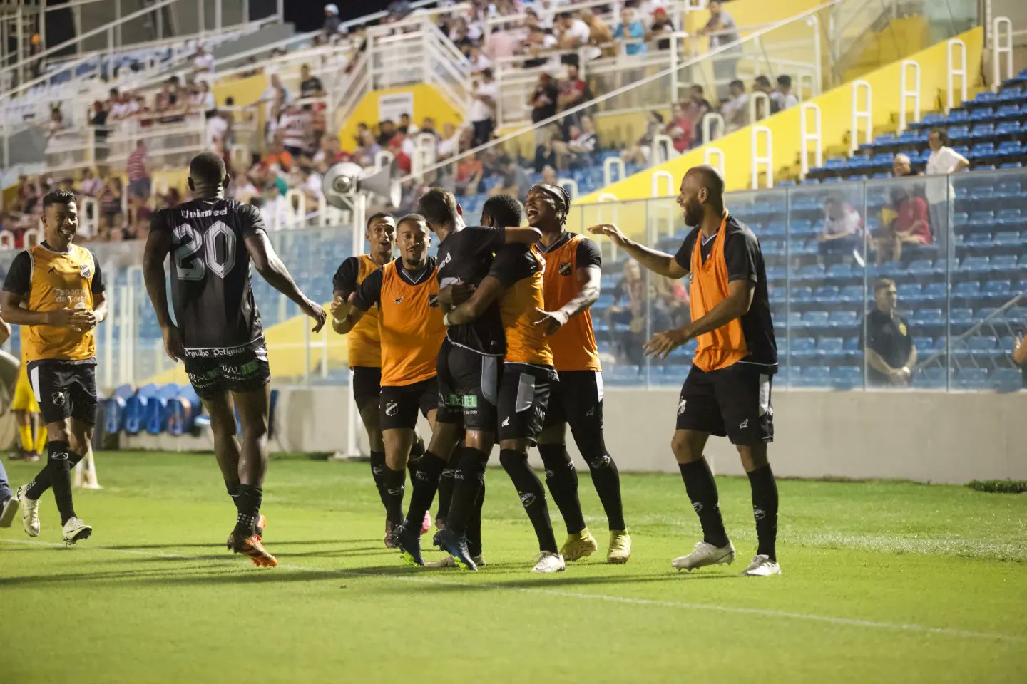 ABC consegue vitória redentora com goleada sobre o Ferrovário