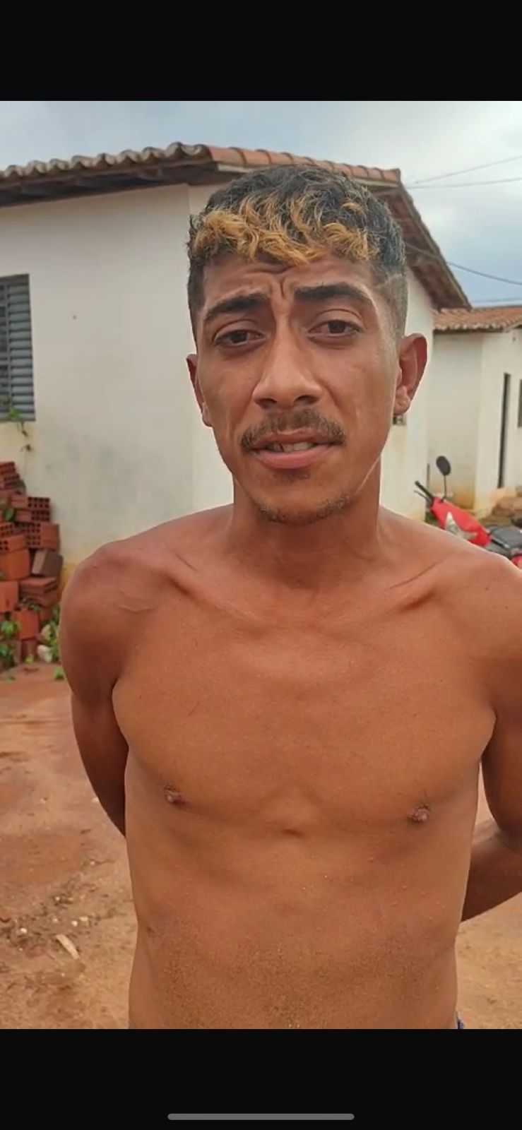 Jovem de 21 anos é preso por roubar veículo em Caraúbas