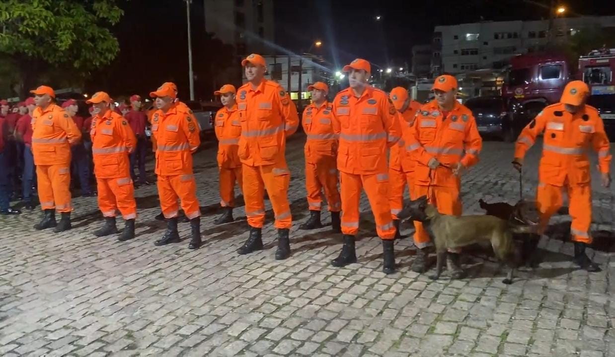 Bombeiros do RN voltam a Natal após força tarefa no Rio Grande do Sul