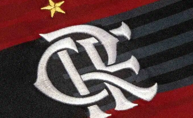 Flamengo e Corinthians têm camisas mais valiosas do futebol brasileiro
