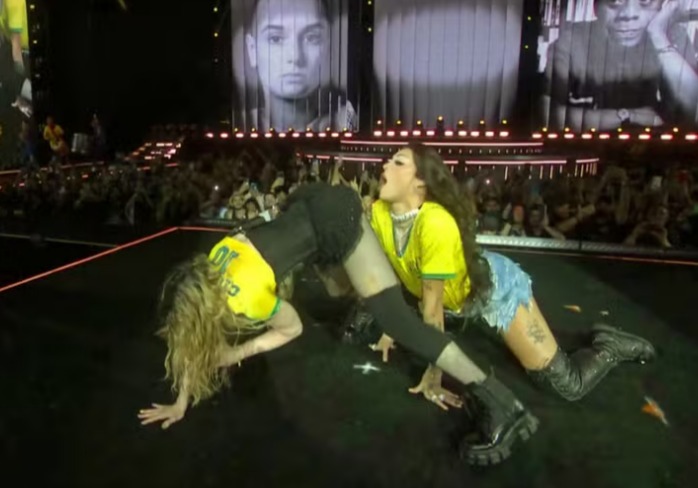 [VIDEO] Beijo trans, sexo oral e masturbação: Reportagem resume as polêmicas do sexuais do show de Madonna