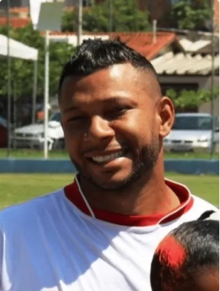 Técnico de time de futebol é assassinado a tiros