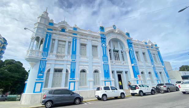 Expediente de trabalho nos órgãos públicos de Natal é reduzido para seis horas por dia