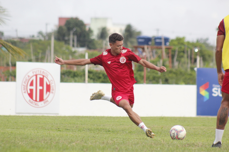 Possíveis reforços do América podem estrear apenas no próximo mês