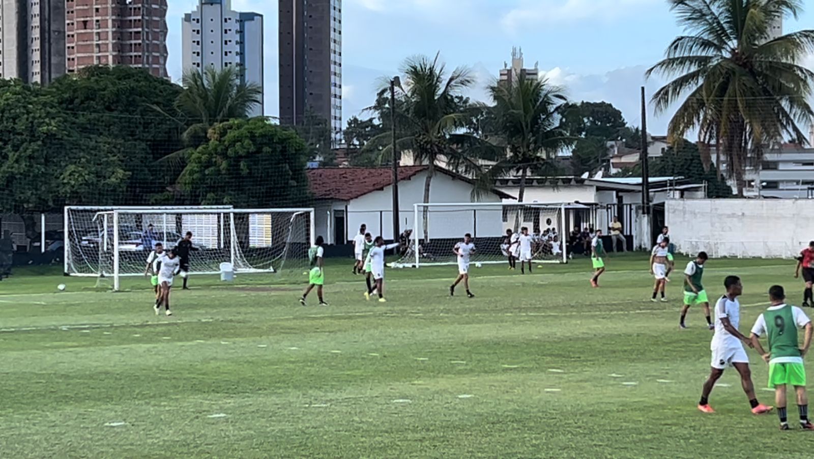 [VÍDEO] Daniel Cruz faz hat-trick e ABC vence CG Sports em jogo treino