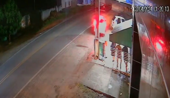 [VIDEO] Polícia prende homem que matou amigo com tiro no coração na Grande Natal