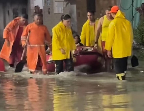 Bombeiros do RN resgata moradores ilhados na zona norte de Natal