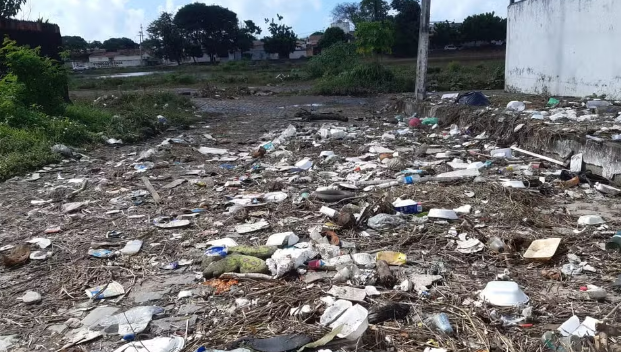 Pelo menos quatro lagoas de captação transbordam após chuva em Natal