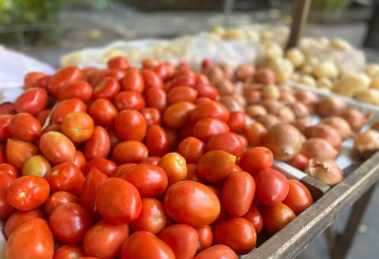 Preço dos alimentos deve ter alta inesperada acima da inflação, apontam especialistas