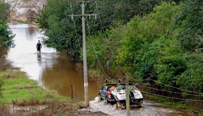 Pesadelo sem fim;Chuvas fortes voltam no Sul e nível de Guaíba sobe