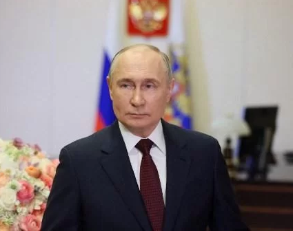 Putin diz acreditar que Trump é sincero sobre acabar com guerra na Ucrânia