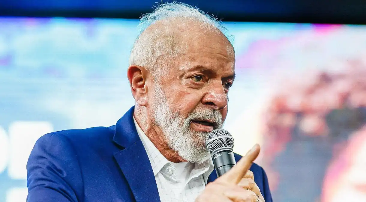 “Eu brigo todo dia no governo”, diz Lula sobre críticas a gastos