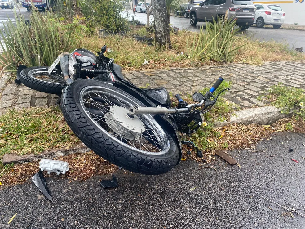 Nova campanha do Detran faz alerta a motociclistas: ou se cuida ou vai parar no walfredo