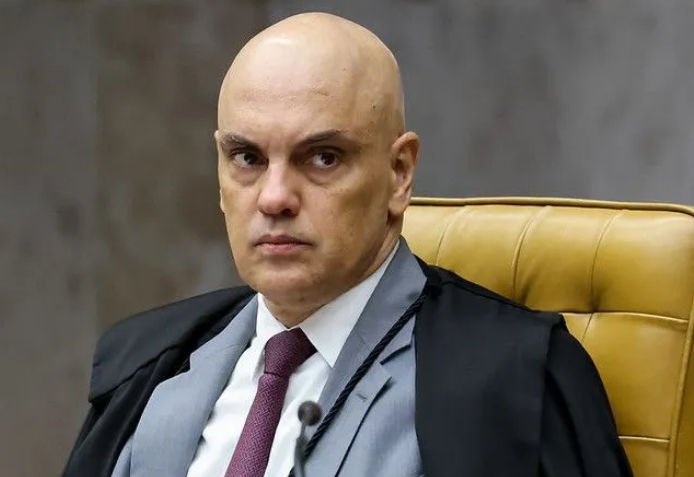 Moraes nega pedido de progressão de pena para Daniel Silveira