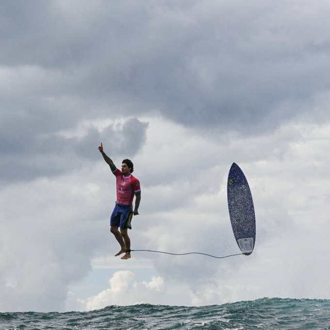 Gabriel Medina conquista bronze no surfe 