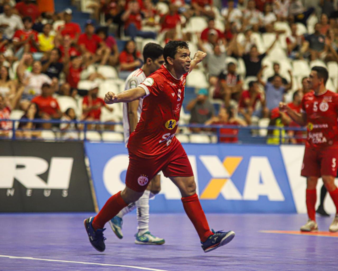  Dupla Betinho e Dedê é uma das armas do América por vaga nas quartas do Brasileirão de Futsal