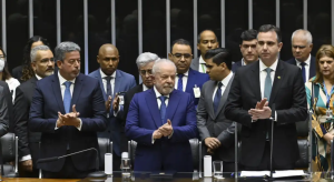 Congresso ameaça retaliar governo Lula após ofensiva de PGR e STF contra emendas