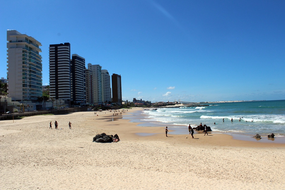 Praia de Areia Preta deve voltar a ser considerada própria pra banho