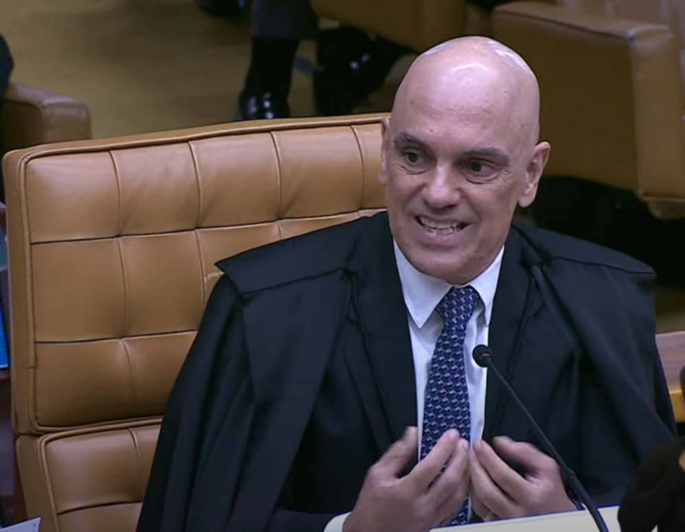 [VIDEO] Moraes ataca jornalistas e afirma que procedimentos foram legais: "Notícias fraudulentas"